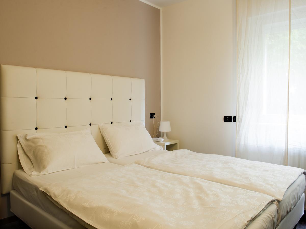 Hotel Asterix โบลซาโน ภายนอก รูปภาพ